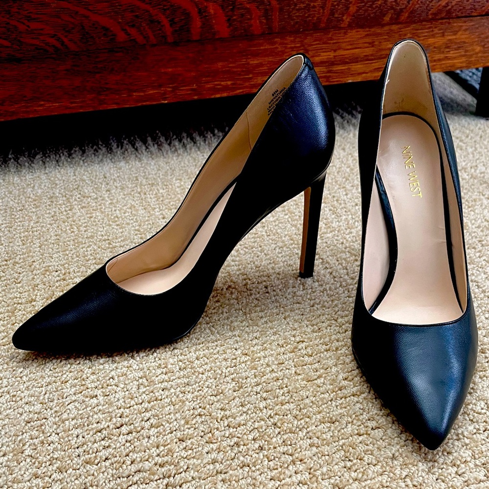 Nine West 4” pumps